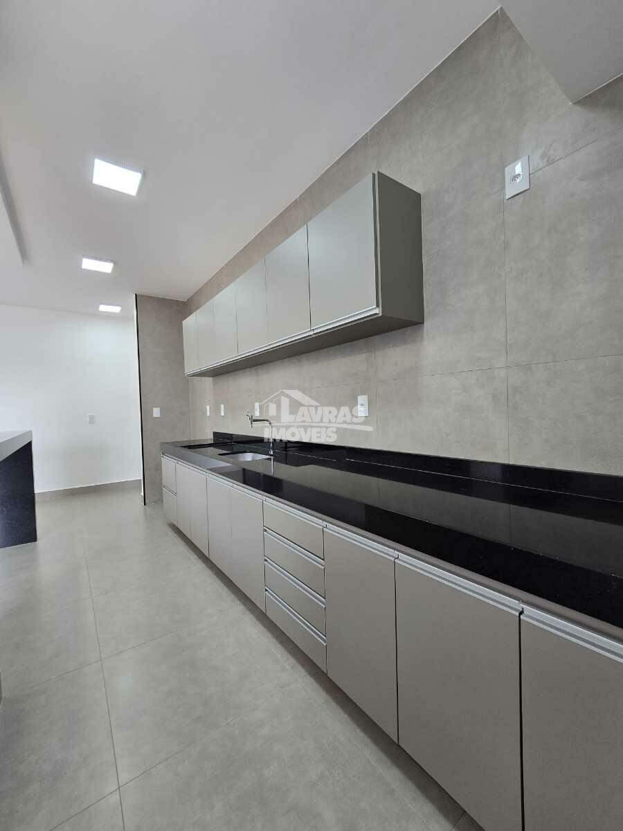 Apartamento à Venda, 3 Quartos, 1 Suíte, 2 Vagas, Centro - Lavras/mg