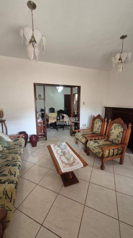 Casa à Venda, 2 Quartos, 1 Suíte, 2 Vagas, Monte Líbano - Lavras/mg