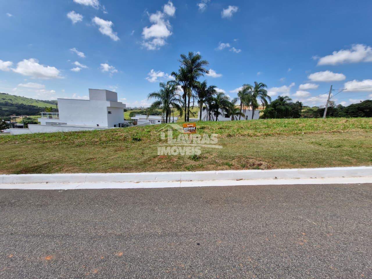 Lote Grande No Condomínio Reserva Dos Ipês!