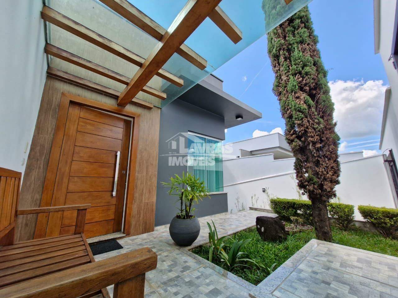 Magnífica Casa No Parque Das Pedras Preciosas!