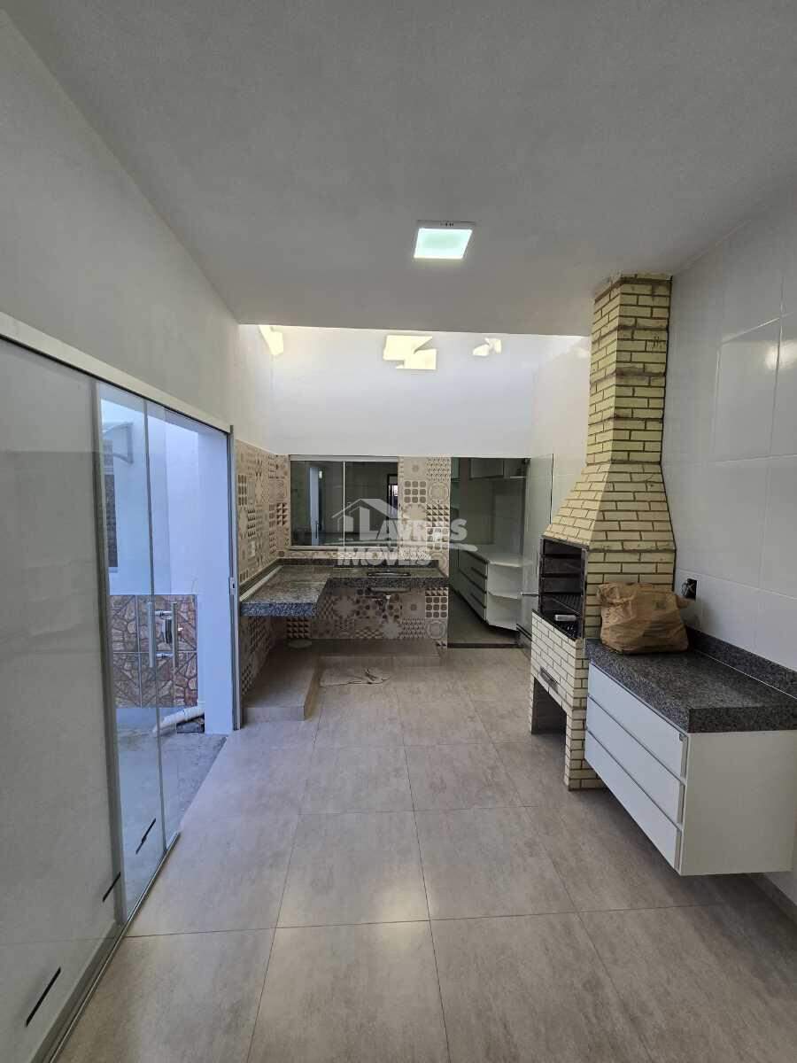 Casa à Venda, 2 Quartos, 1 Suíte, 1 Vaga, Jardim Gloria - Lavras/mg
