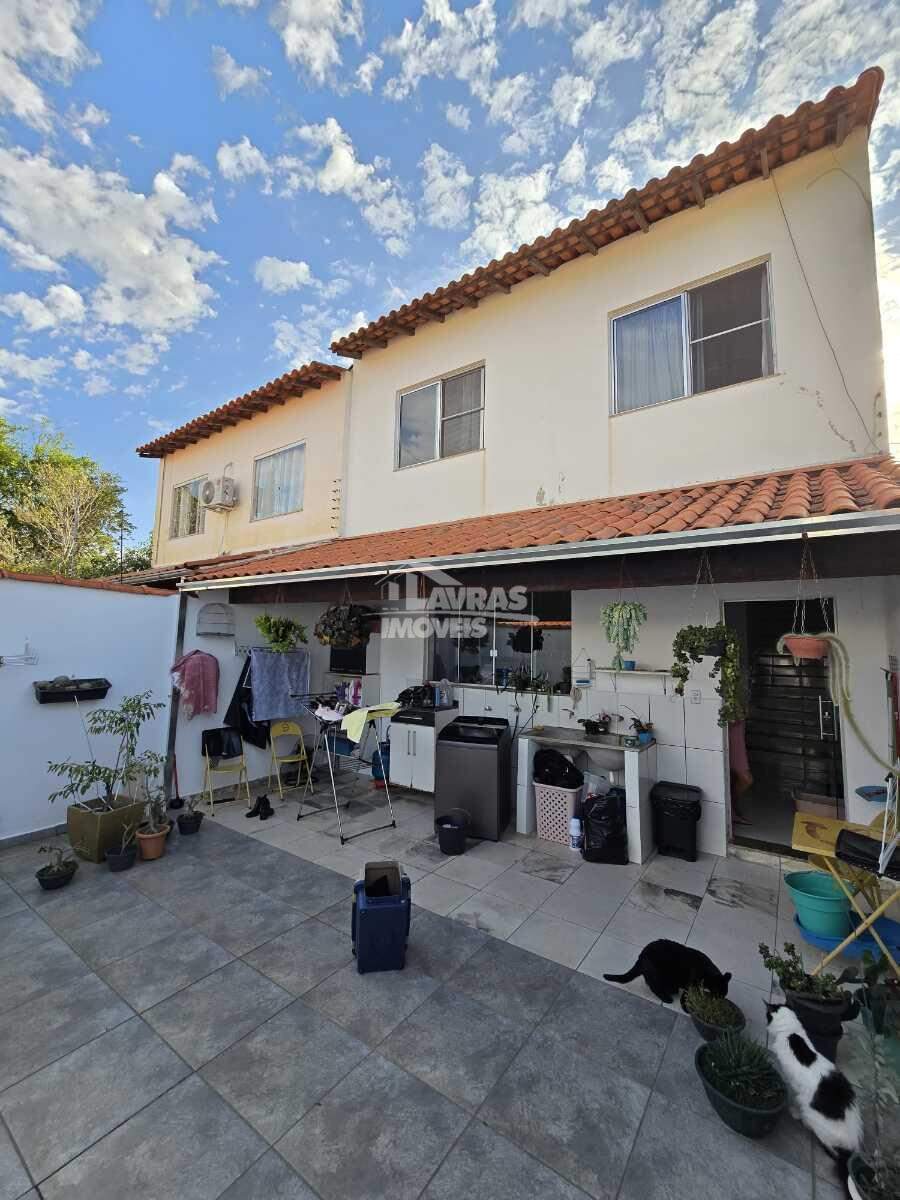 Casa à Venda, 3 Quartos, 1 Suíte, Serra Azul - Lavras/mg