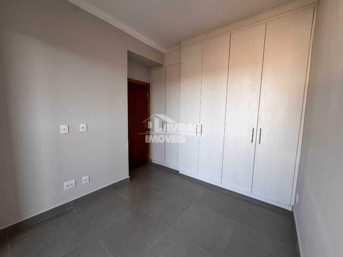 Apartamento à Venda, 2 Quartos, 1 Vaga, Centro - Lavras/mg