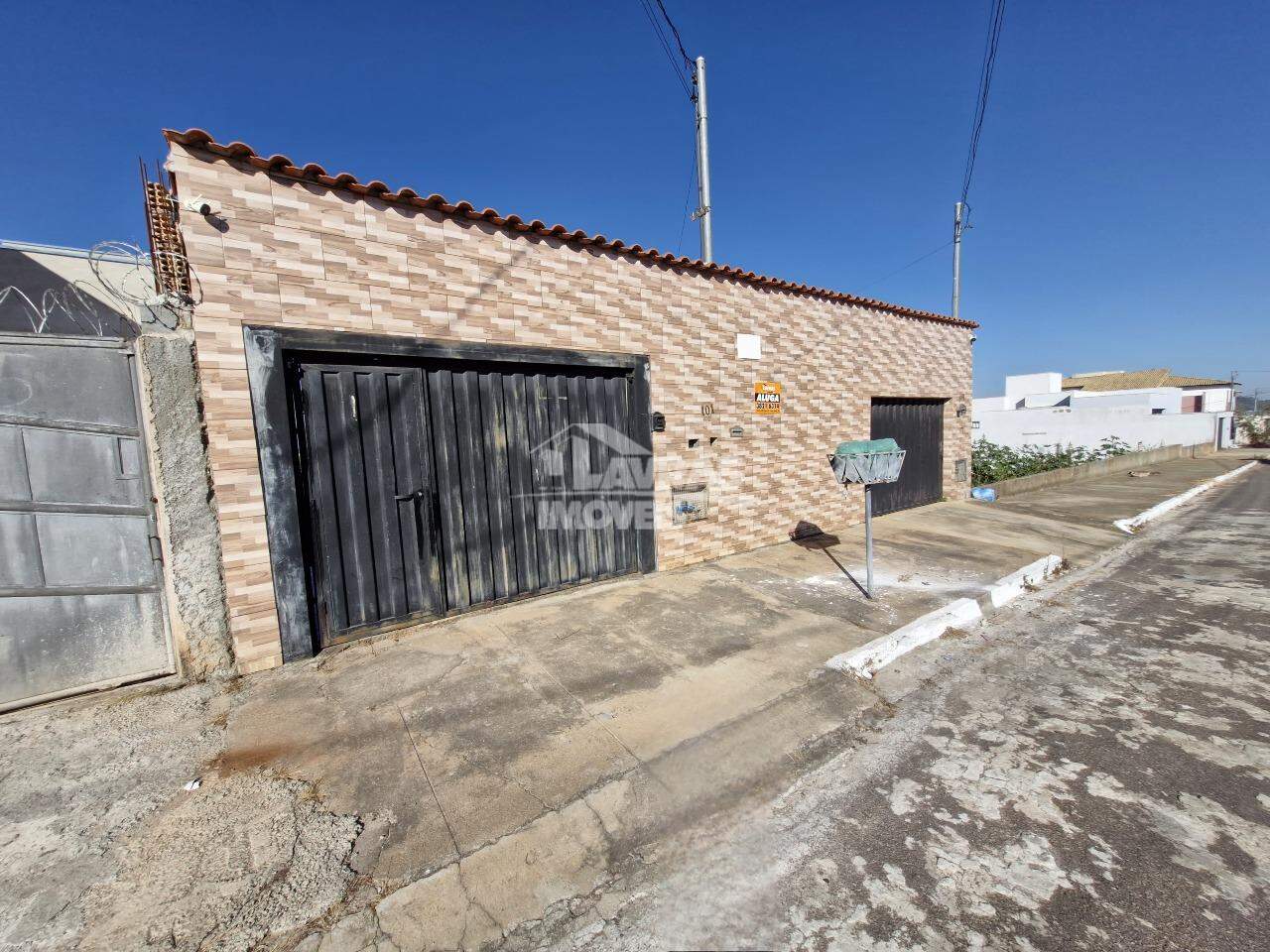 Casa Para Aluguel, 3 Quartos, 1 Suíte, 1 Vaga, Ouro Verde - Lavras/mg