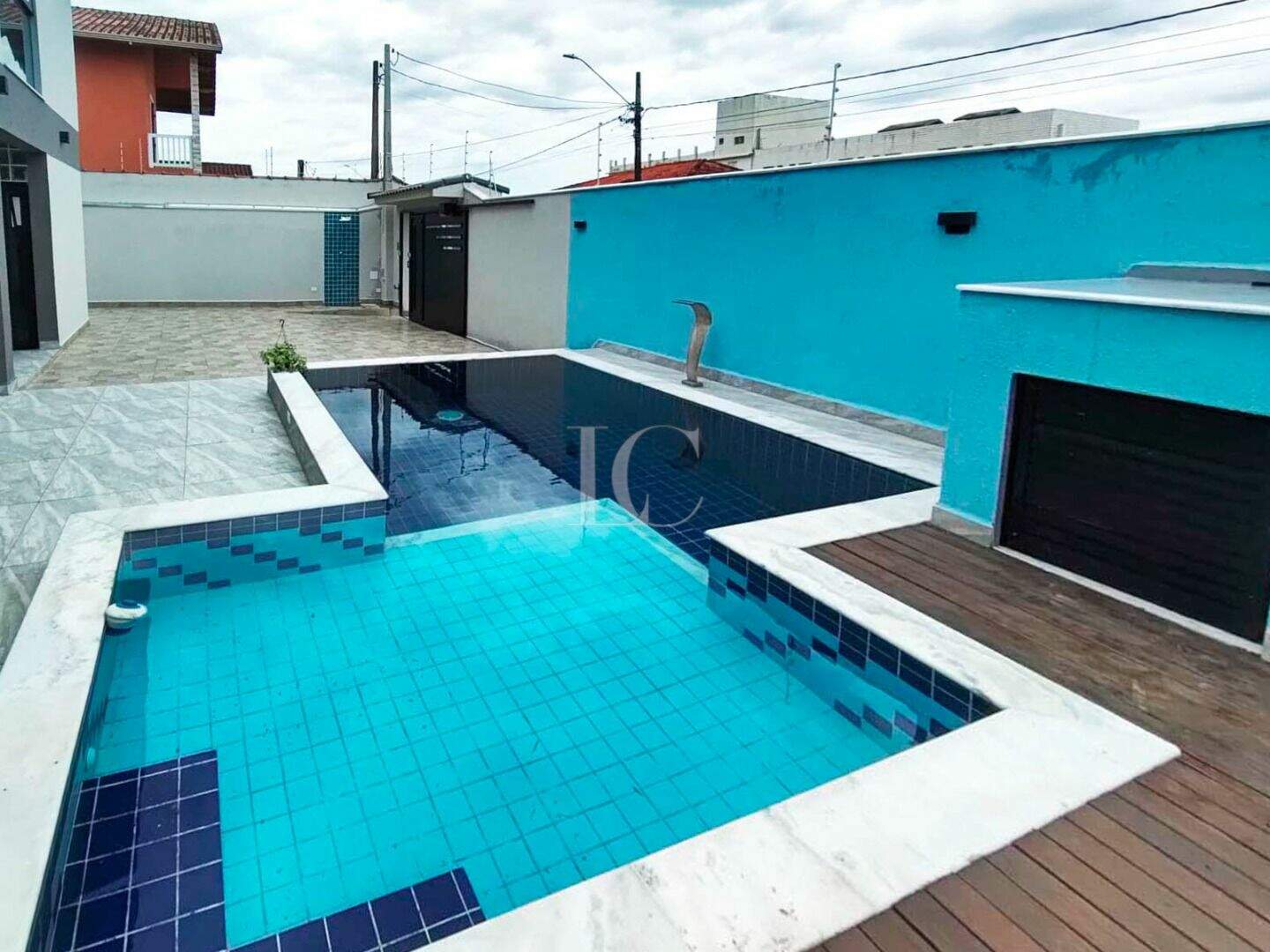 Casa à venda no Jardim Suarão: 