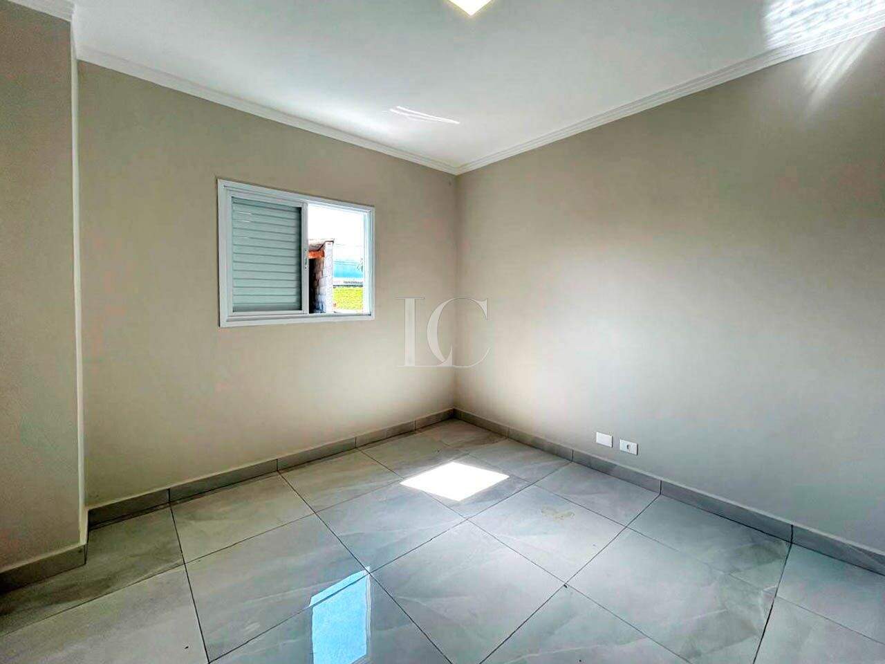 Sobrado à venda no Balneário Gaivota: 