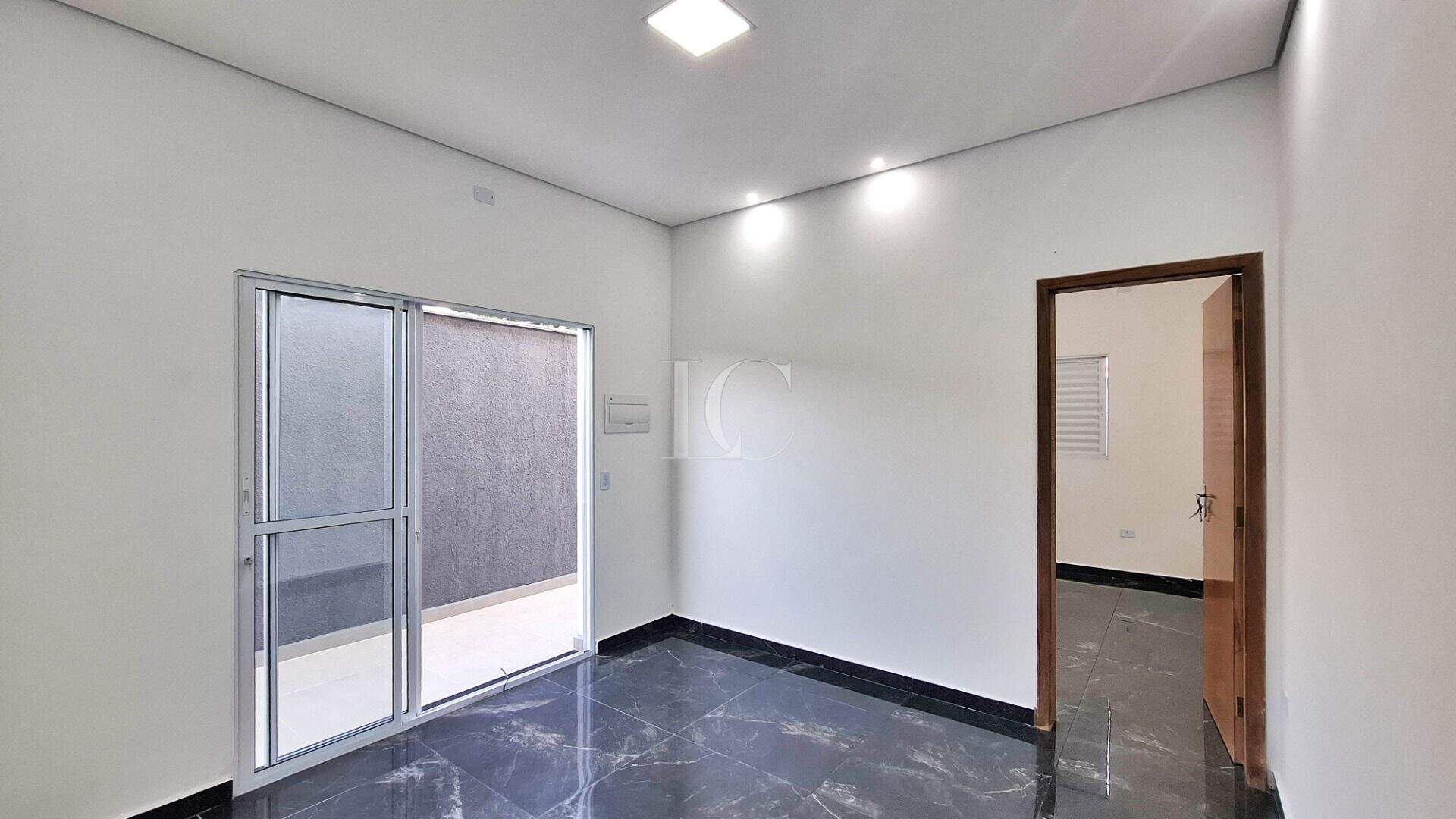 Casa à venda no Jardim Suarão: 