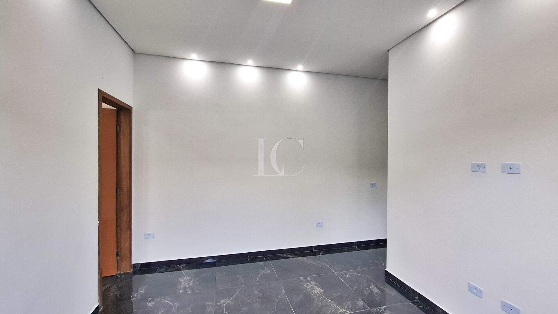 Casa à venda no Jardim Suarão: 