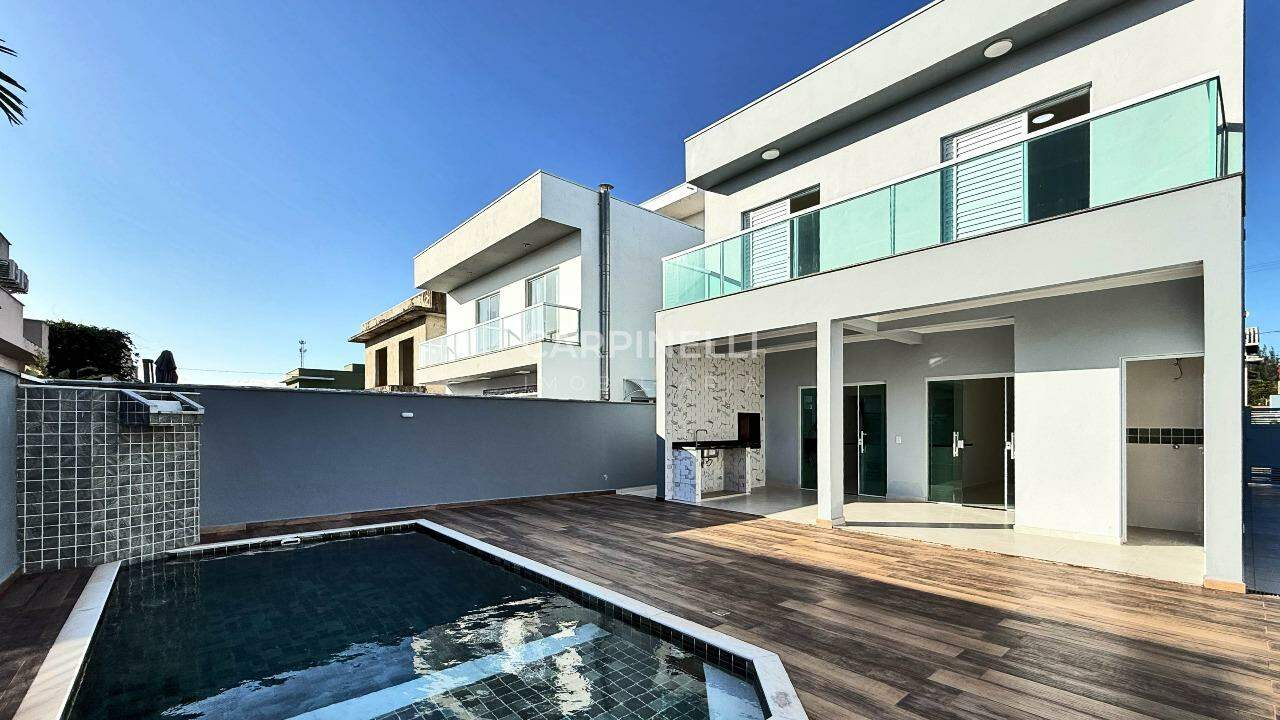 Sobrado à venda no Jardim Guacyra: 