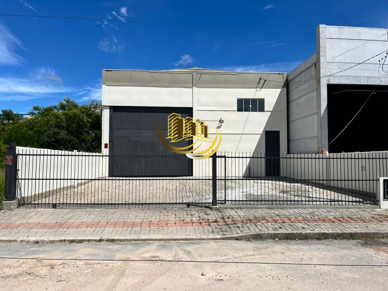 Galpão à venda no Sertão do Maruim: 