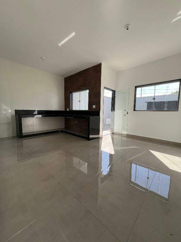 Casa à venda no Godofredo Gonçalves: 