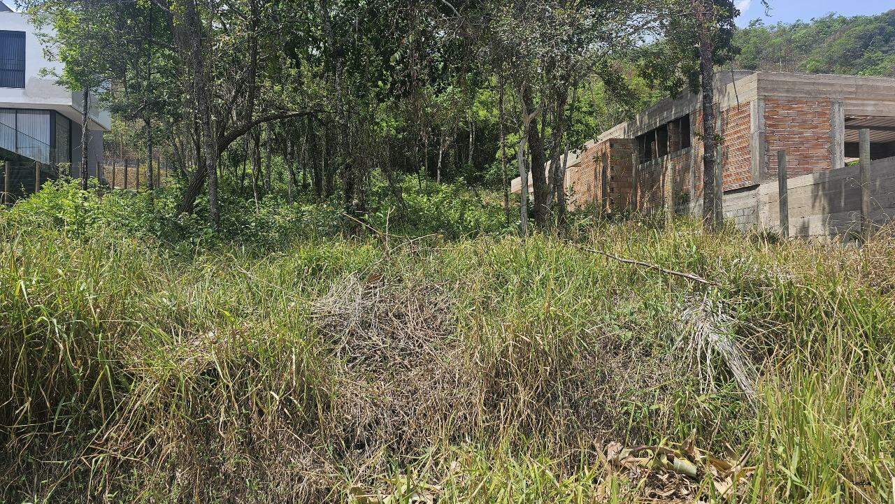 Chácara à venda no Condomínio Solar dos Lagos: 