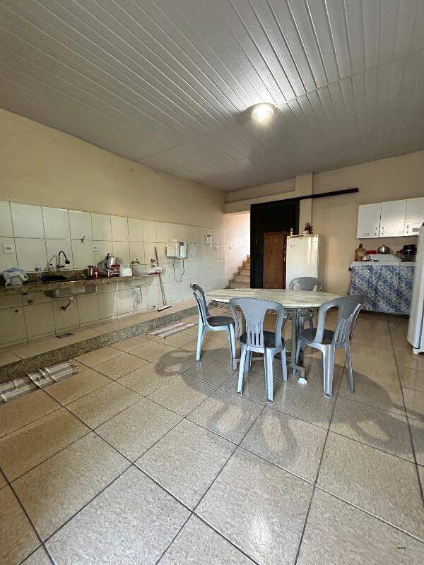 Casa à venda no LOURDES: 