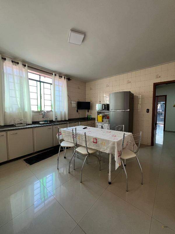 Casa à venda no Piedade: 