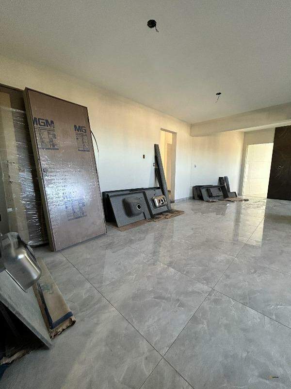 Apartamento à venda no Cerqueira Lima: 