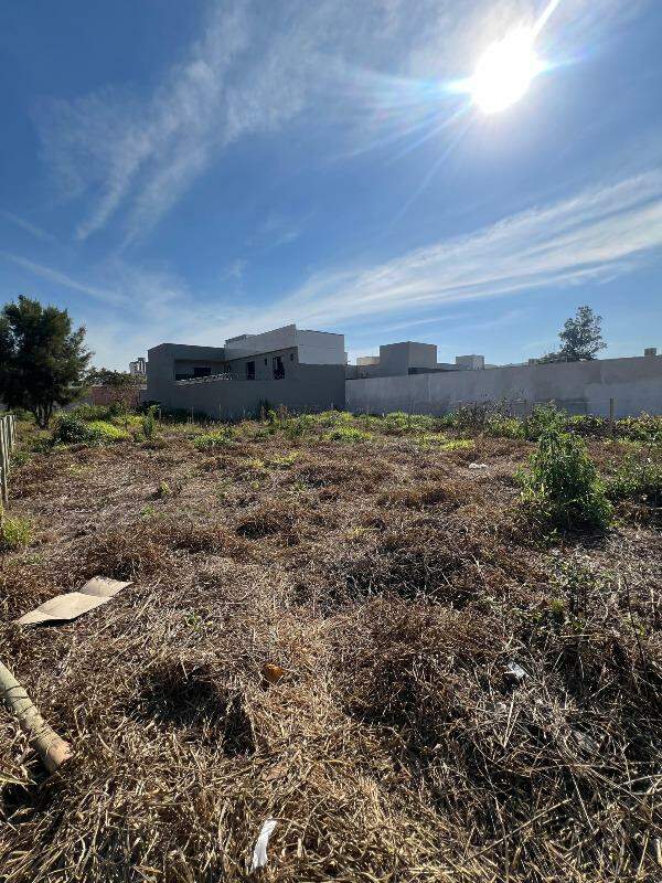 Lote à venda no Loteamento Aurora Village: 