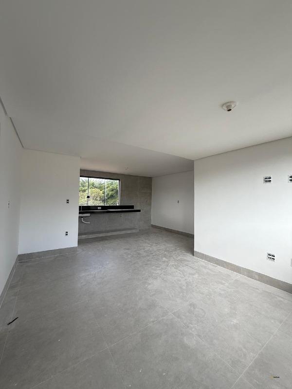 Apartamento à venda no Alaíta: 