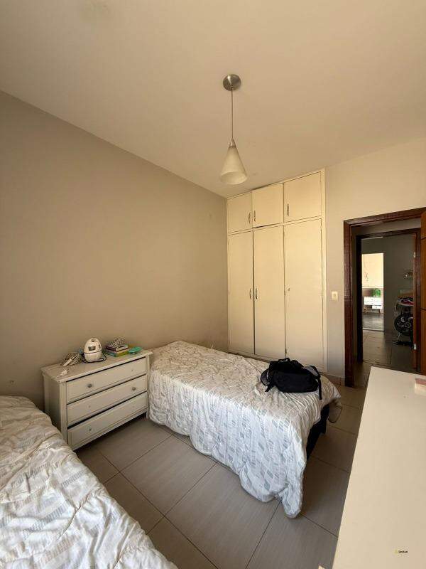 Casa à venda no Chácara do Quitão: 