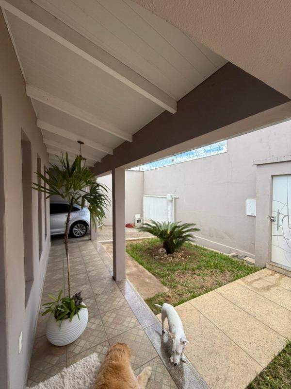 Casa à venda no Chácara do Quitão: 