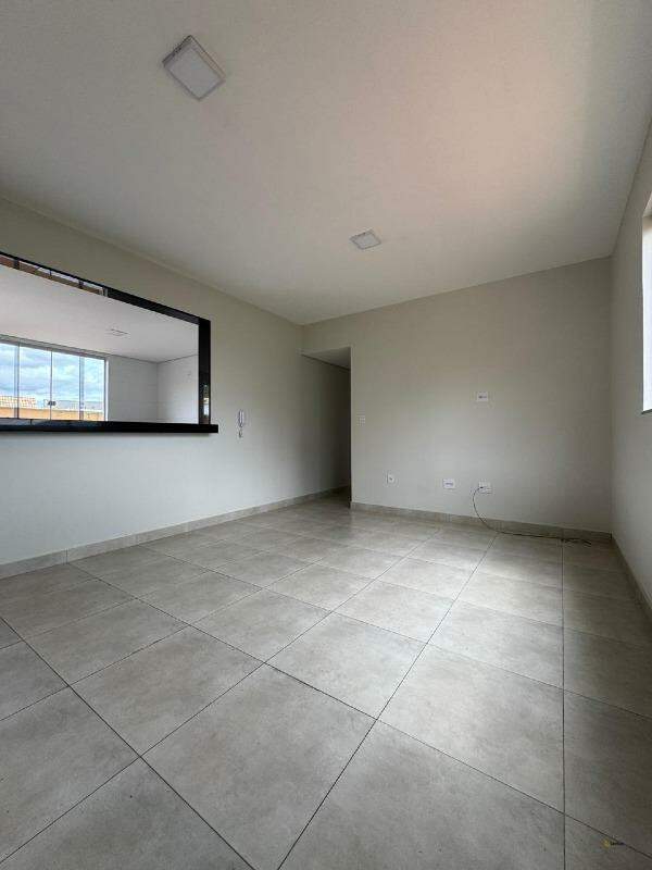 Apartamento à venda no Tropical: 