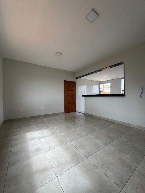Apartamento à venda no Tropical: 