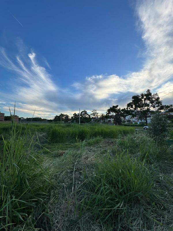 Lote à venda no Loteamento Aurora Village: 