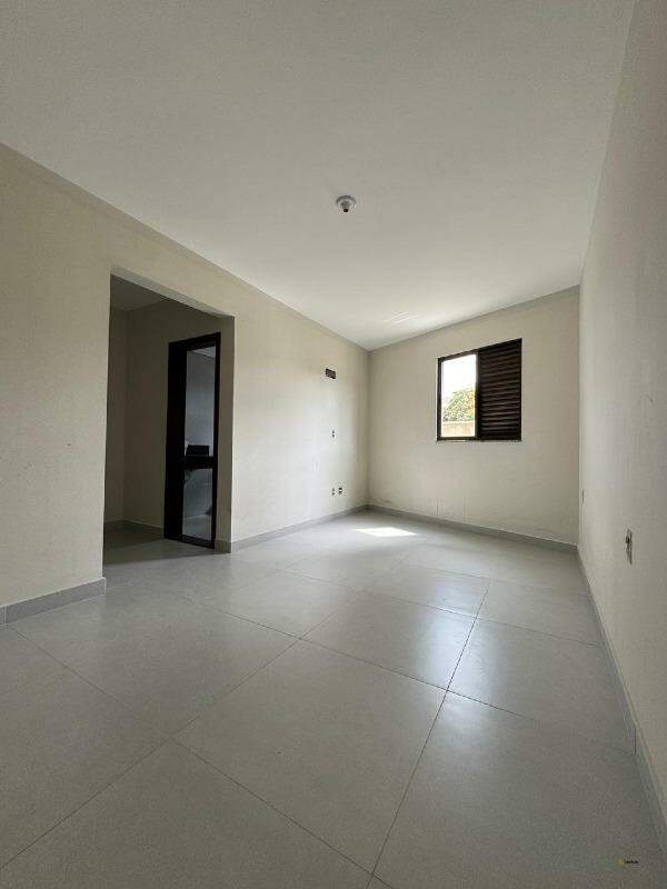 Apartamento à venda no Cerqueira Lima: 