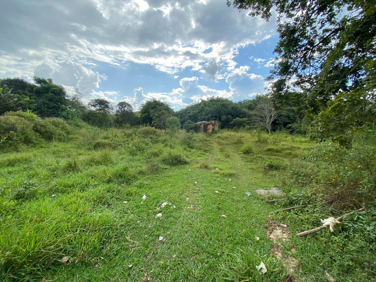 Lote à venda no Varzea da Olaria: 