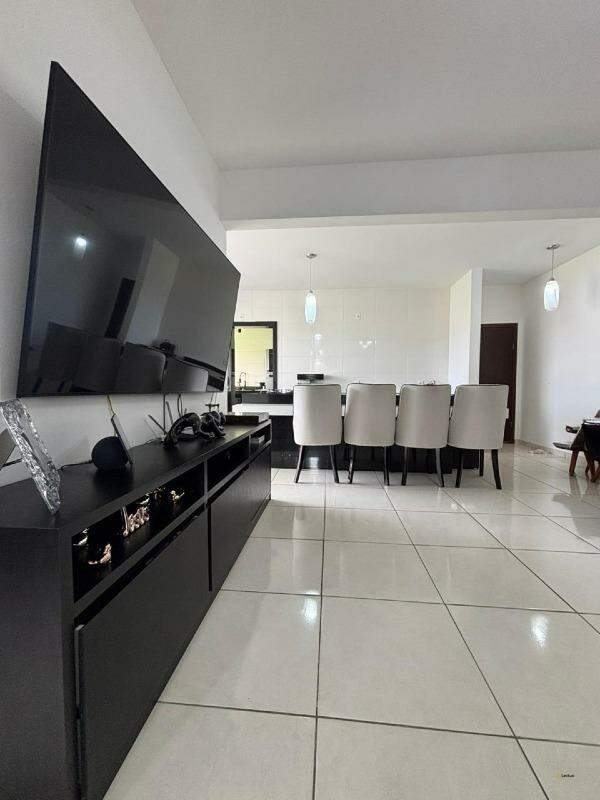 Apartamento à venda no Santa Mônica: 
