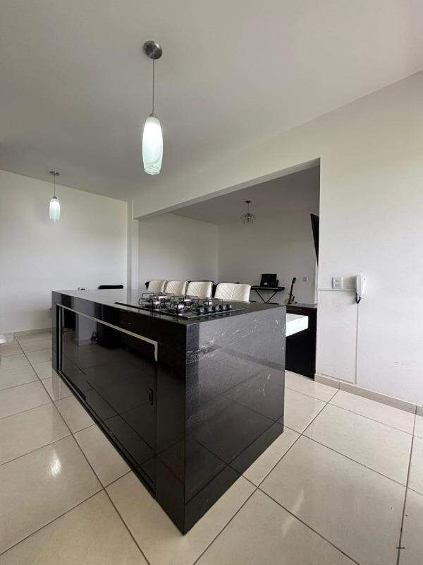 Apartamento à venda no Santa Mônica: 