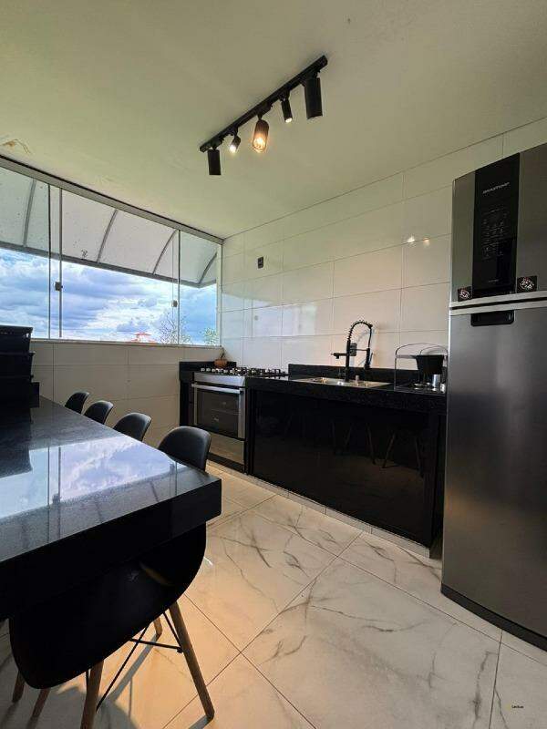 Apartamento à venda no Santa Mônica: 