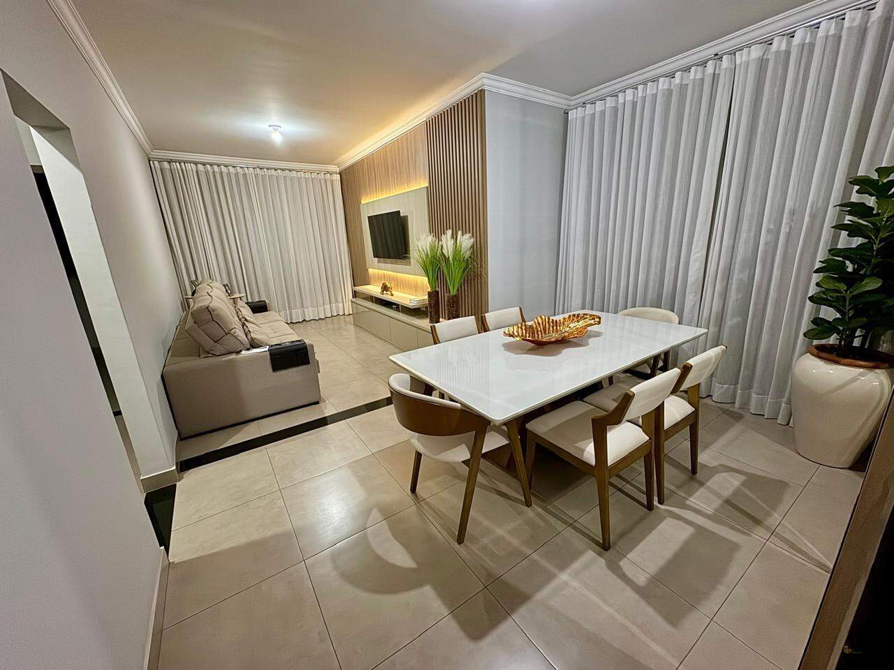 Casa à venda no Santa Mônica: 