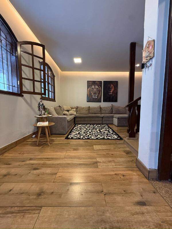 Casa à venda no Santanense: 