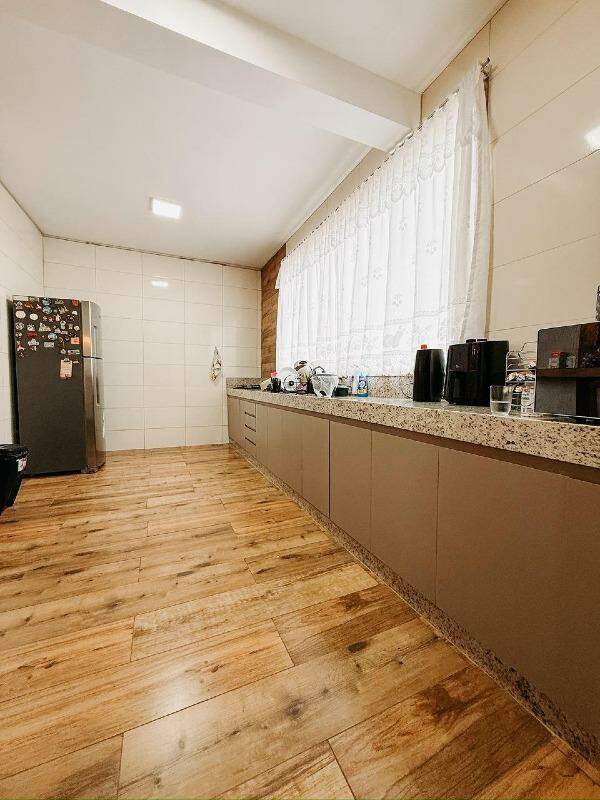 Casa à venda no Santanense: 