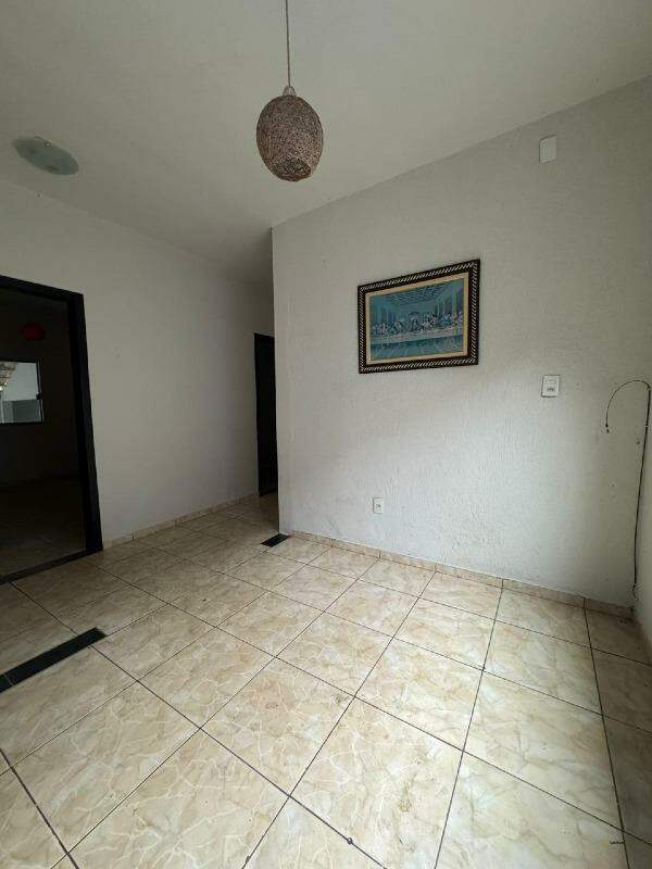 Casa à venda no Garcias: 