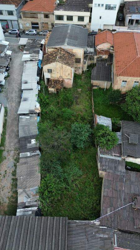 Lote à venda no Centro: 