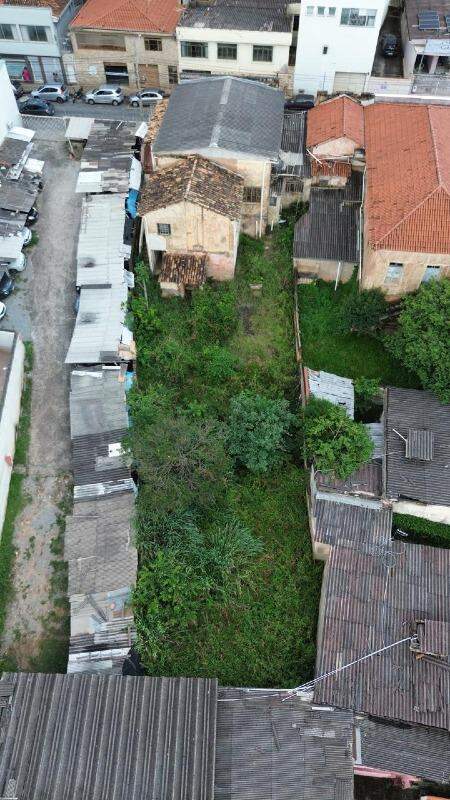 Lote à venda no Centro: 