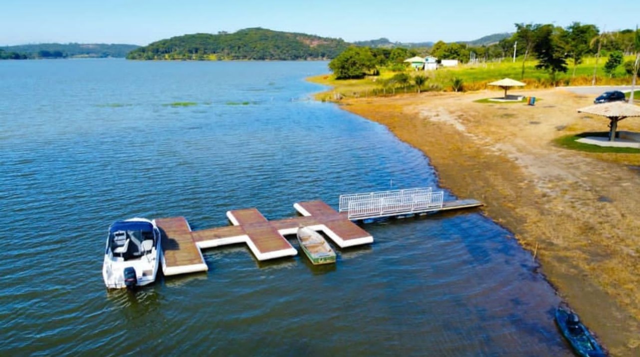 Lote à venda no Carmo do Cajuru: 