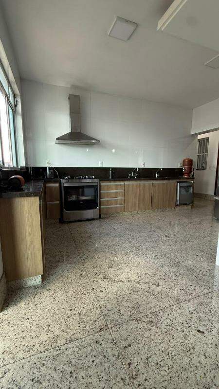 Casa à venda no Belvedere: 