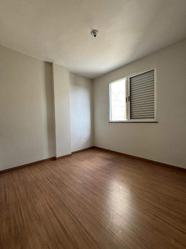 Apartamento à venda no Alaíta: 