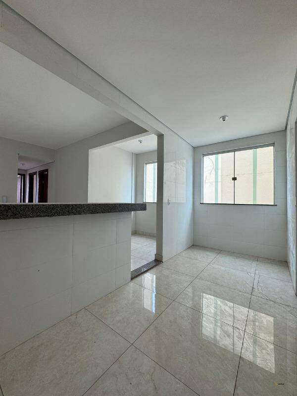Apartamento à venda no Alaíta: 