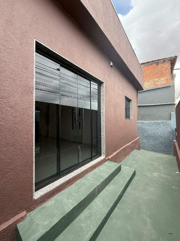 Casa à venda no Centro: 