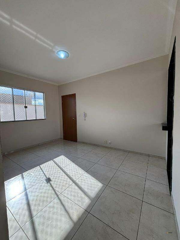 Apartamento à venda no Jadir Marinho: 