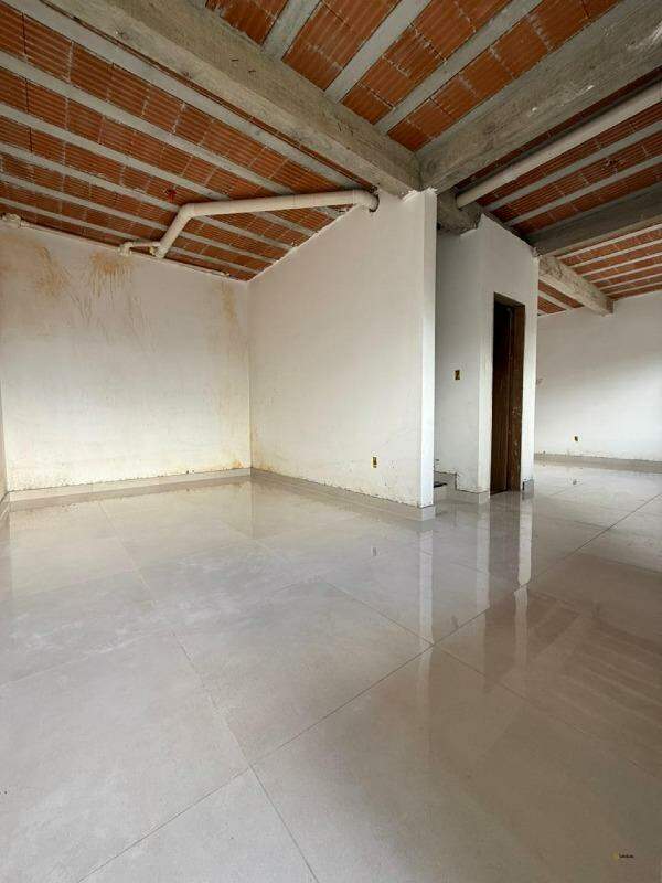 Casa à venda no Sion: 