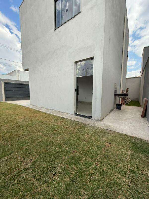Casa à venda no Sion: 