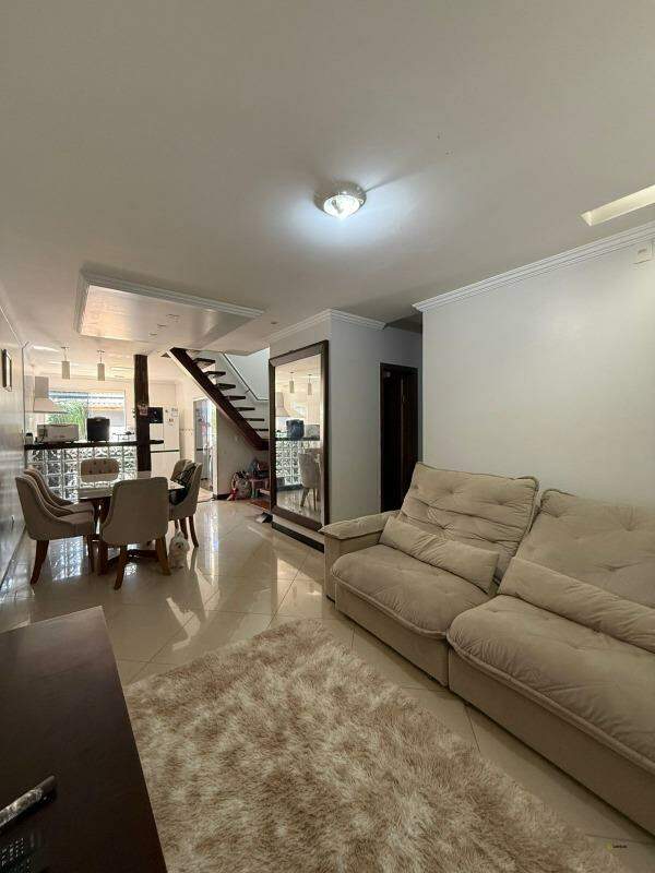 Casa à venda no Alaíta: 