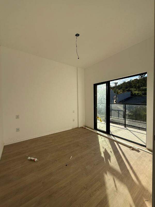 Apartamento à venda no Tropical: 