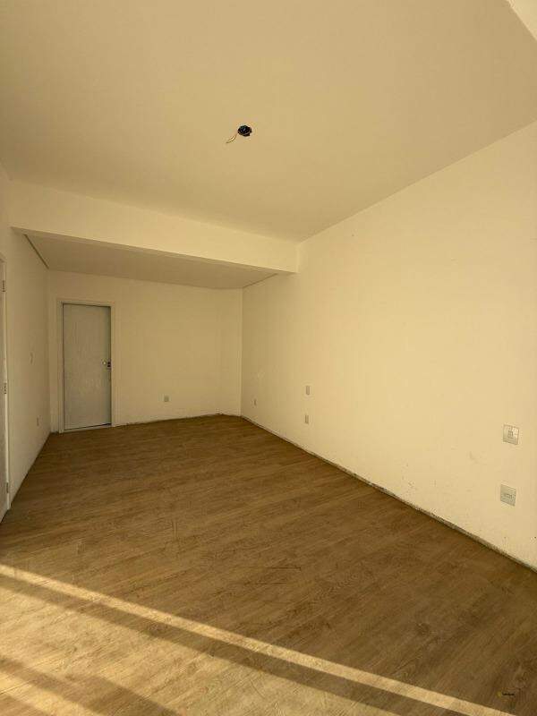 Apartamento à venda no Tropical: 