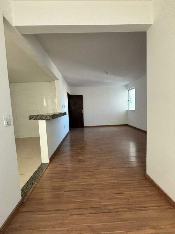 Apartamento à venda no Alaíta: 