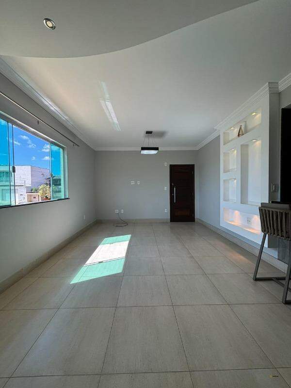 Apartamento à venda no Belvedere: 